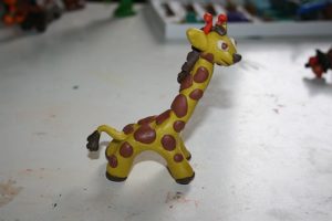 лепим жирафа